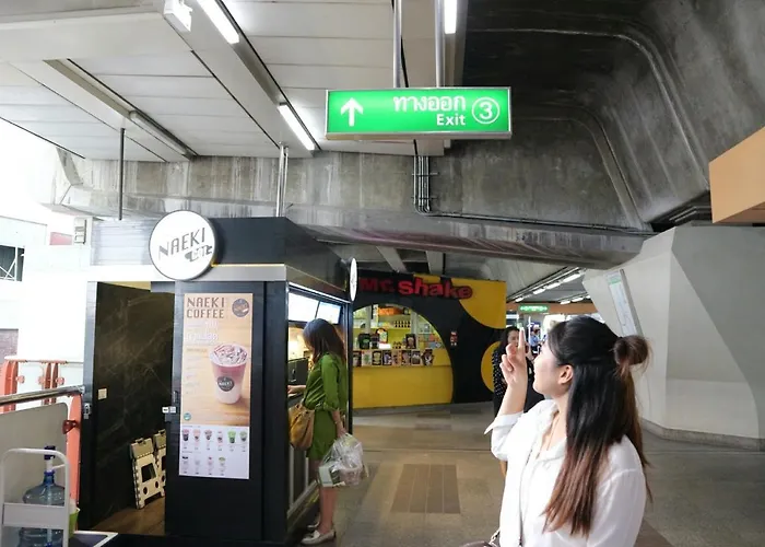 Tiny Hostel *